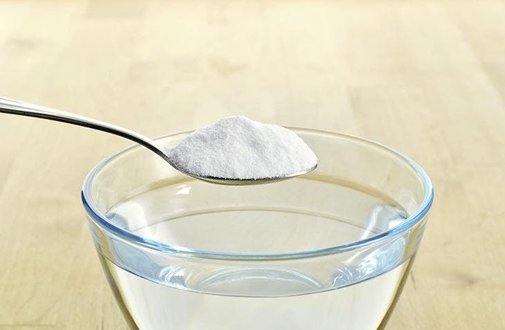 Bicarbonate de soude et eau Bicarbonate de soude et eau