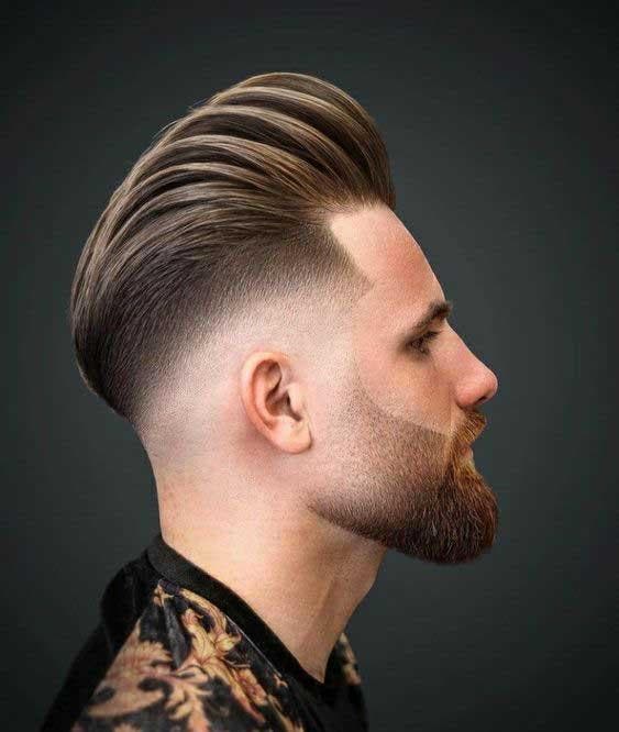 Dégradé bas à blanc pour des cheveux longs et lisses Dégradé bas à blanc pour des cheveux longs et lisses
