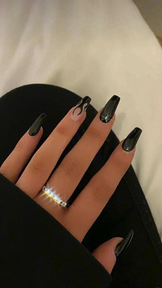 Ongles Ballerine Noirs1 Ongles Ballerine Noirs1