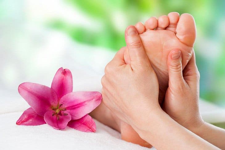 Massage des pieds - source : spm Massage des pieds - source : spm
