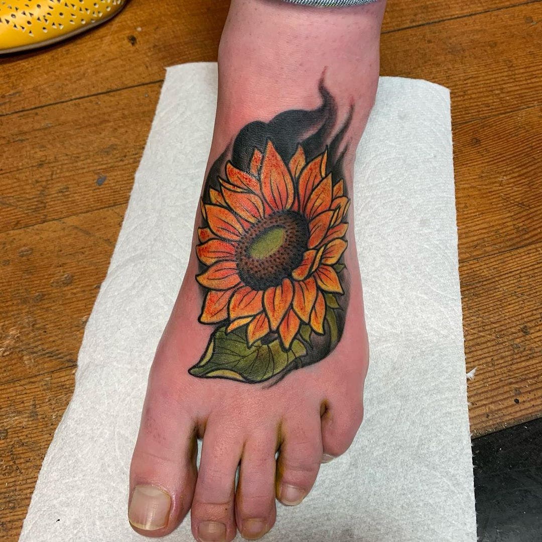 Tatouages de fleurs sur le pied Tatouages de fleurs sur le pied
