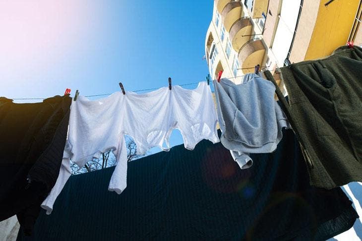 Sécher les vêtements à l'air libre Sécher les vêtements à l'air libre